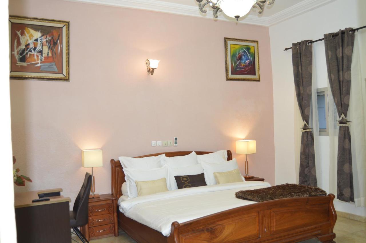 Complexe Hotelier Olympe Korhogo Exterior photo